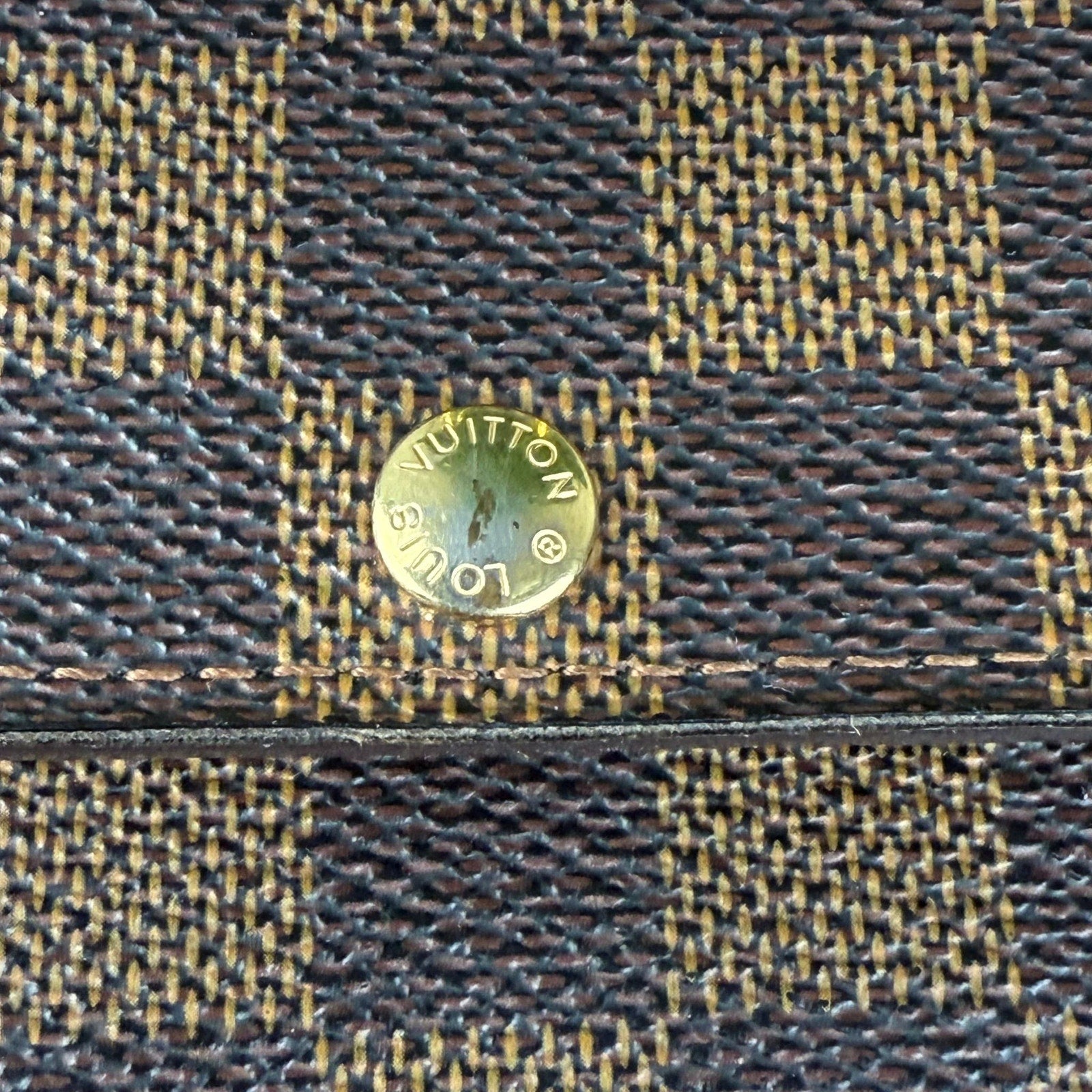 Authentic Louis Vuitton Damier Ebene Sarah Wallet