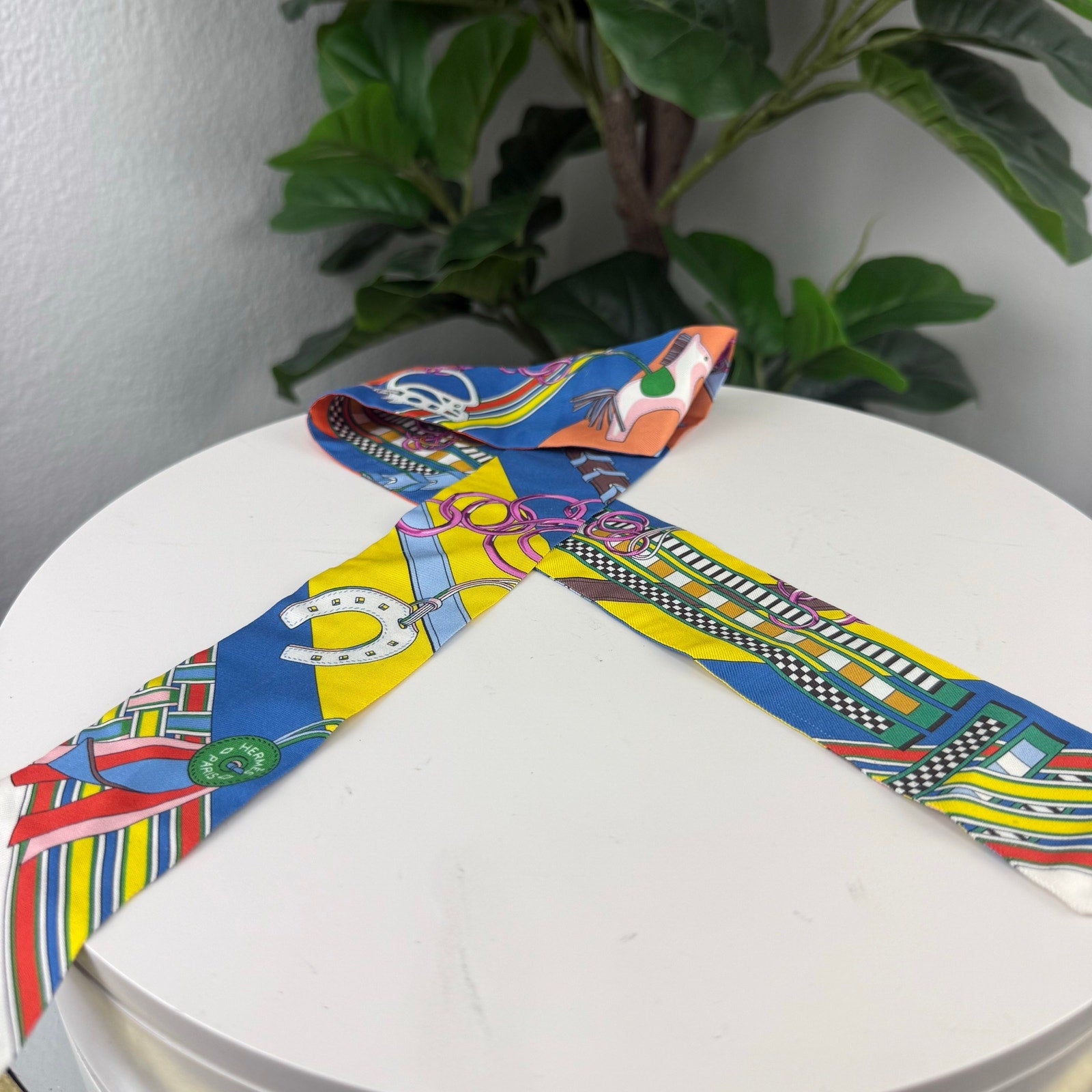 Authentic Hermès Panoplie Equestre Silk Twilly scarf