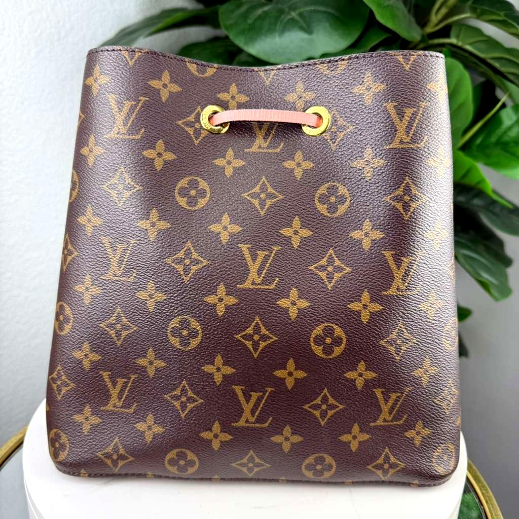 Authentic Louis Vuitton NeoNoe MM Bucket Bag