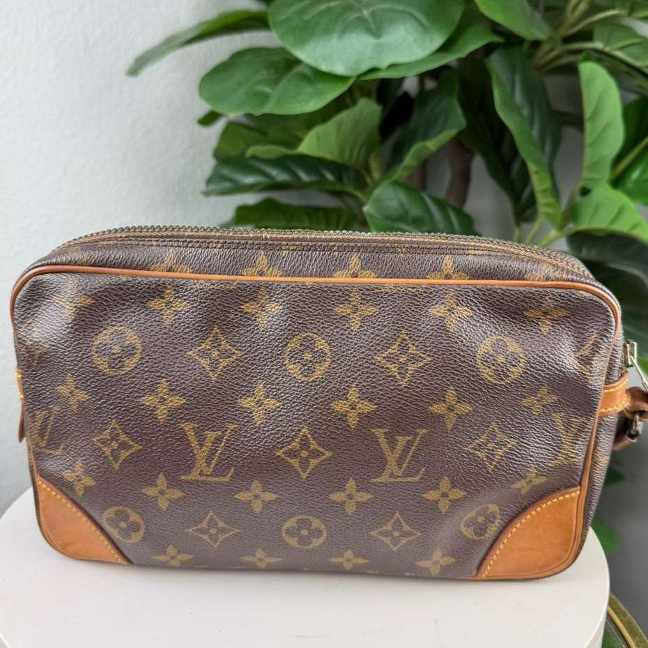 Authentic Louis Vuitton Monogram Marly Dragonne GM Clutch Bag