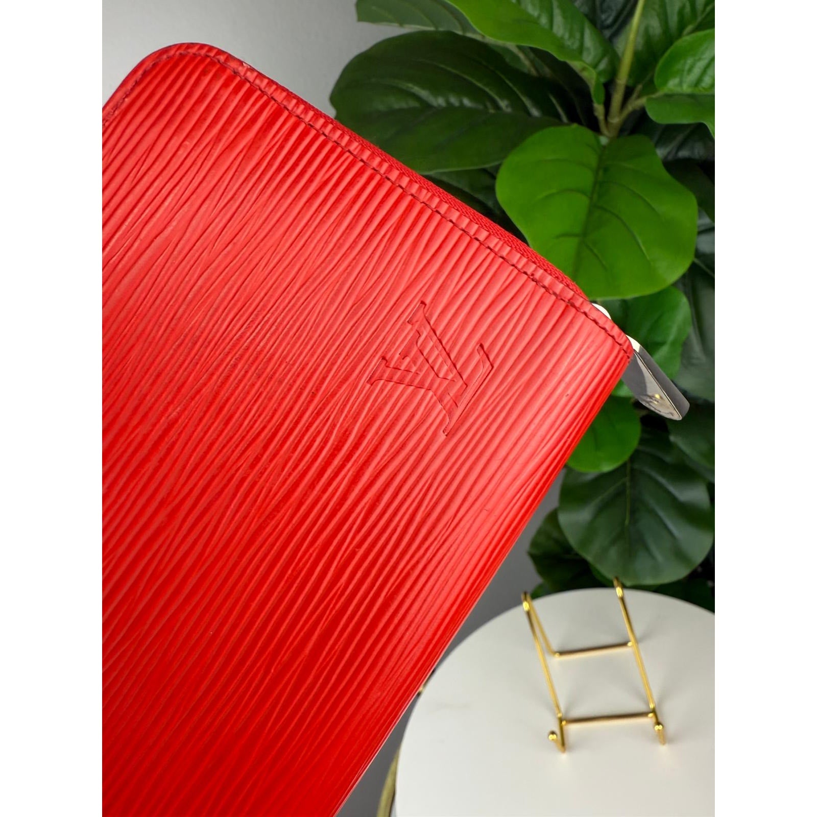 Authentic Louis Vuitton Epi Zippy Red Wallet Long Wallet