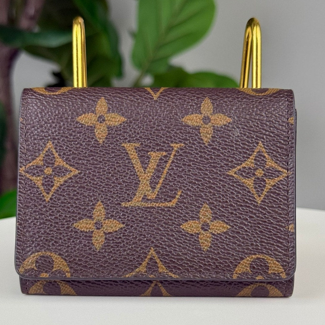 Authentic Louis Vuitton Envelope Carte de Visite Card Wallet