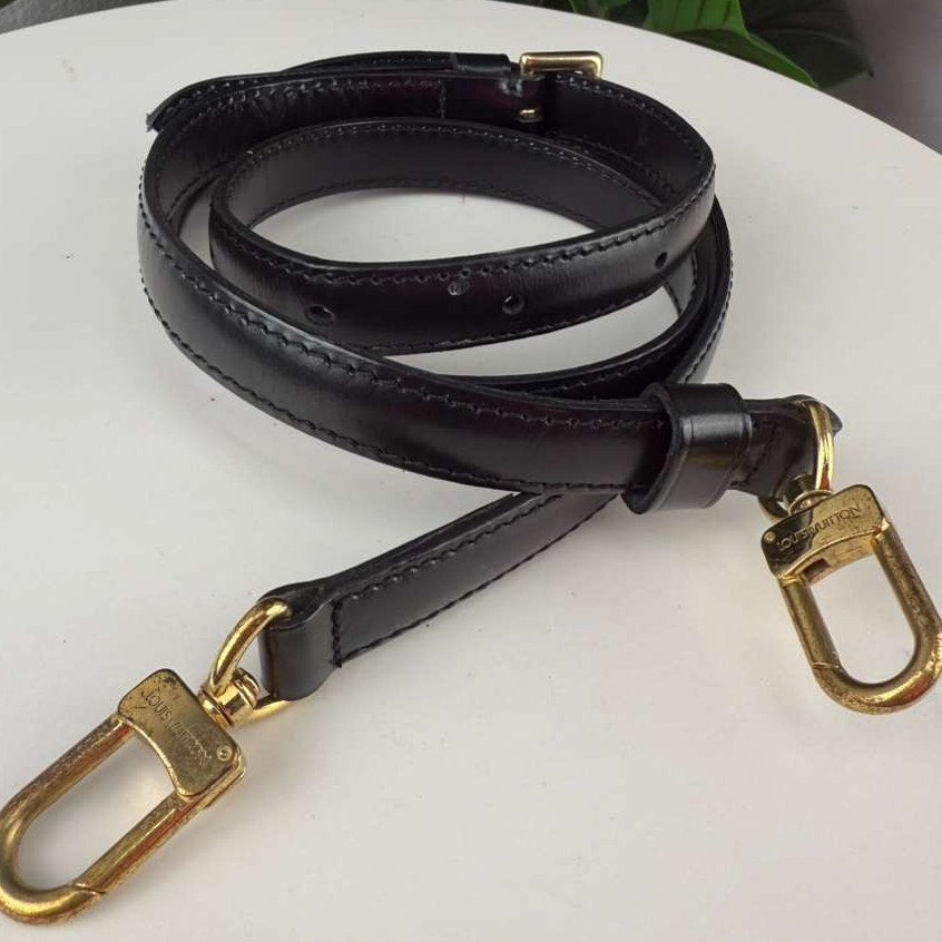 Authentic Louis Vuitton Epi Adjustable Shoulder Strap Black Leather (Clasp to Clasp)