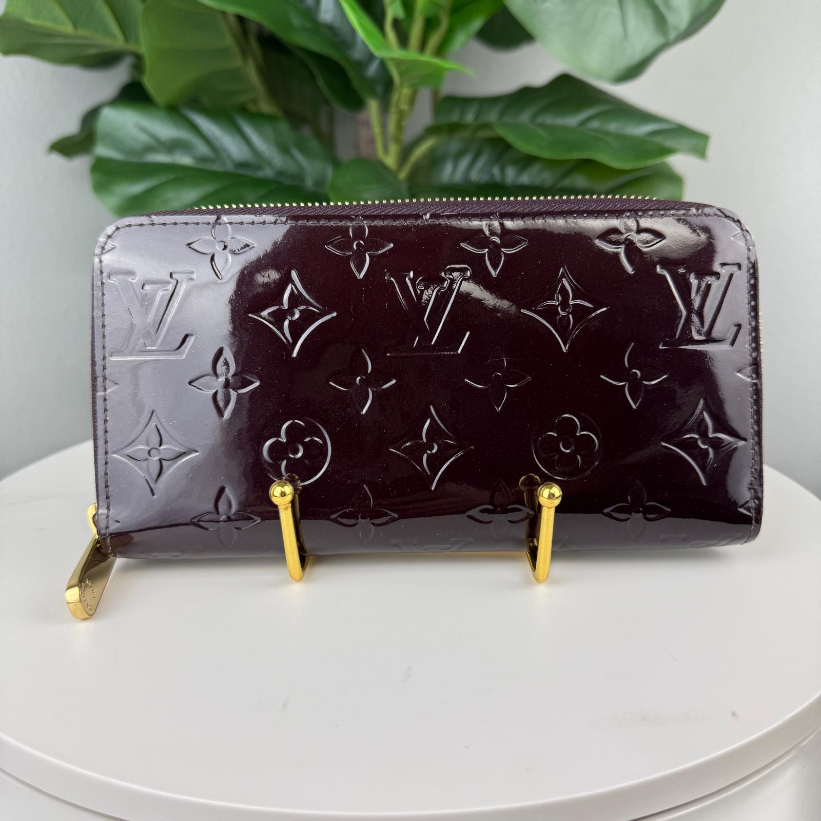Authentic Louis Vuitton Monogram Zippy Vernis Leather Amarante Wallet