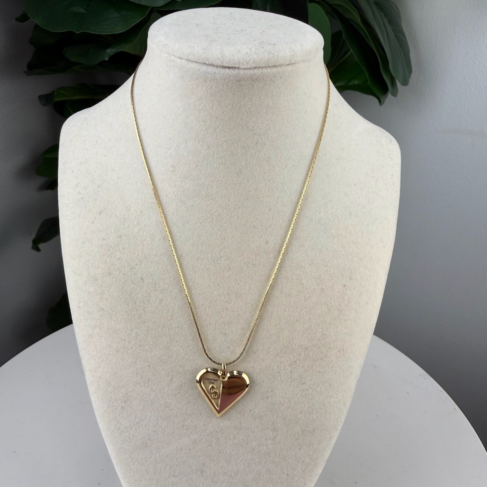 Christian Dior heart pendant necklace - view 1