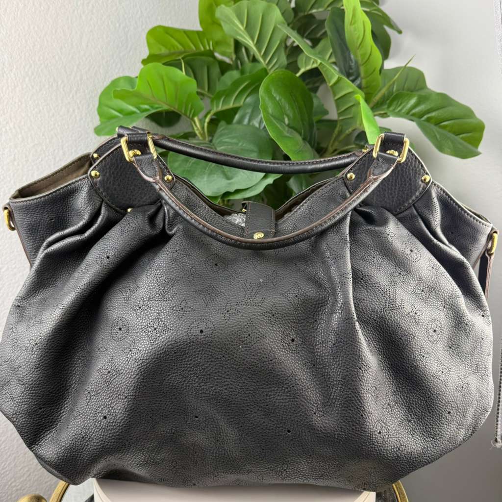 Authentic Louis Vuitton Mahina Shoulder Bag