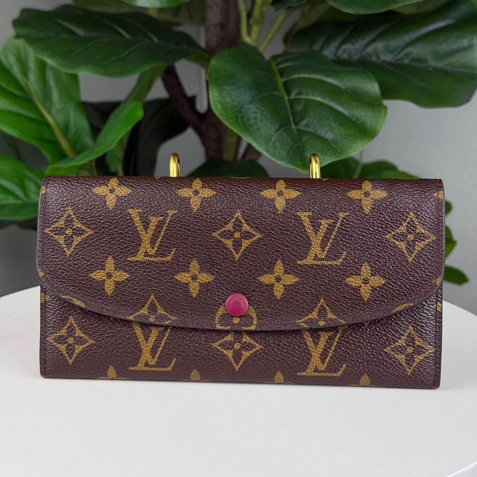 Authentic  Louis Vuitton Emilie Long Wallet