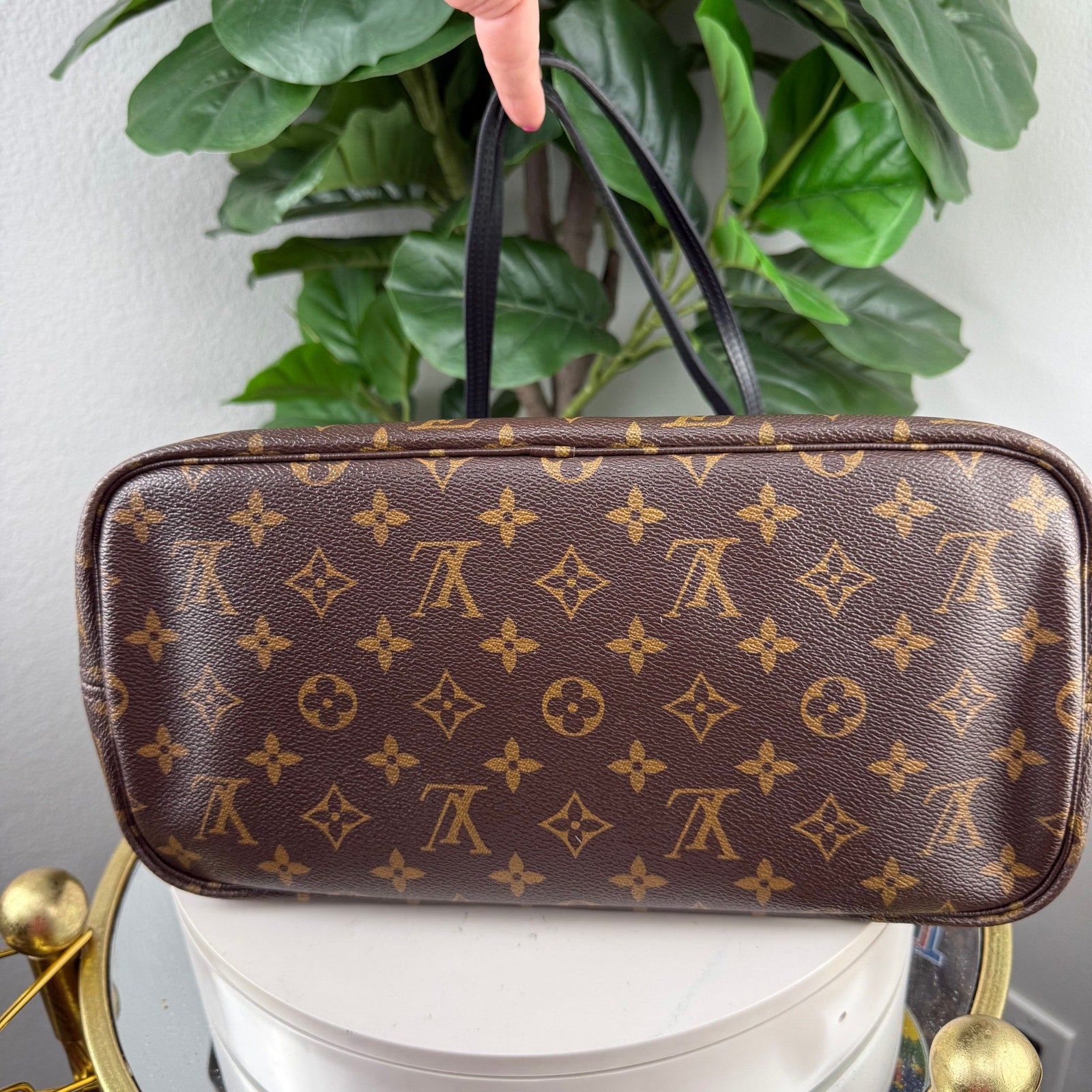 Louis Vuitton Neverfull MM Monogram Canvas World Tour Tote Bag Authentic Pre Owned