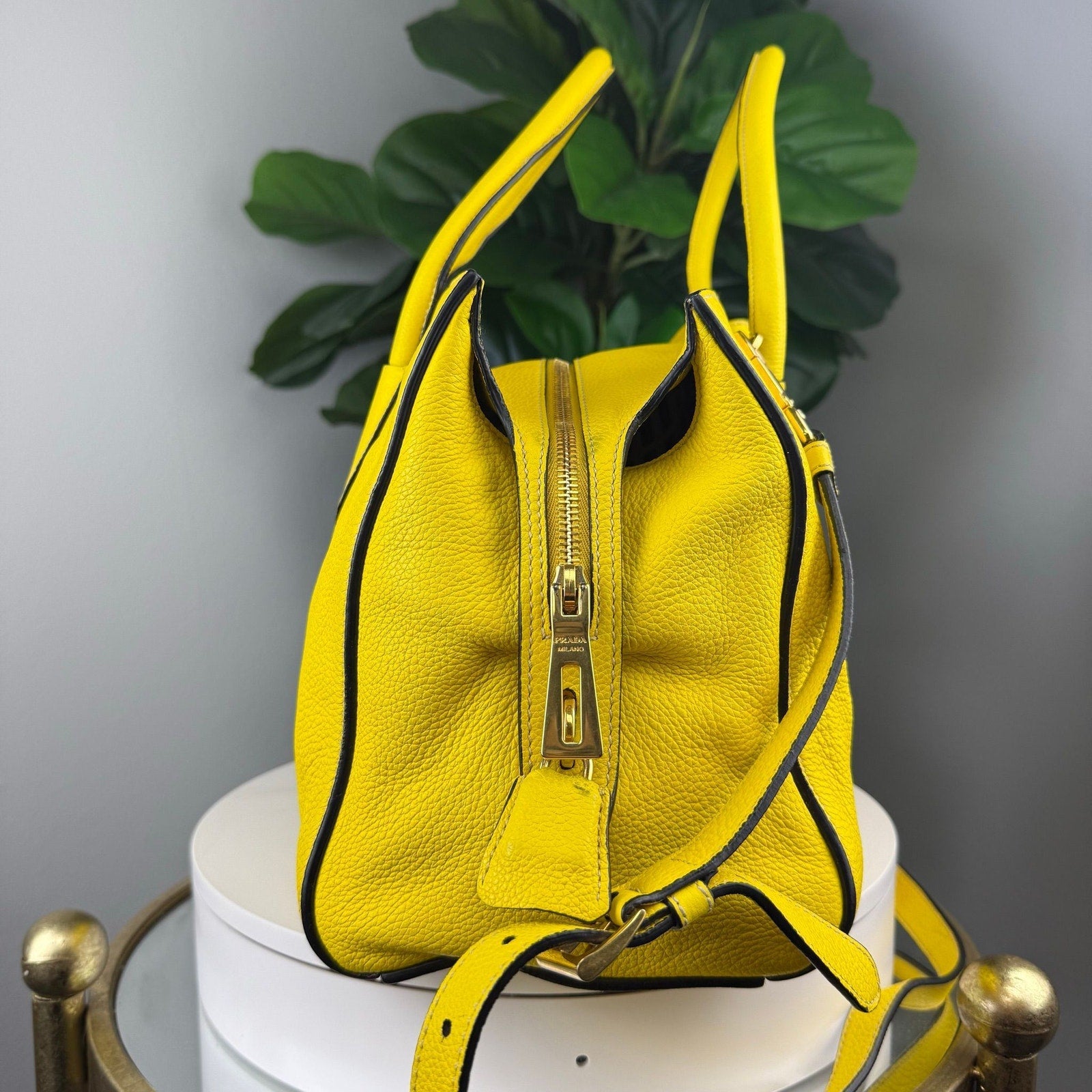 💎Authentic PRADA Girasole Vitello Grain Leather Two-Way Tote Bag