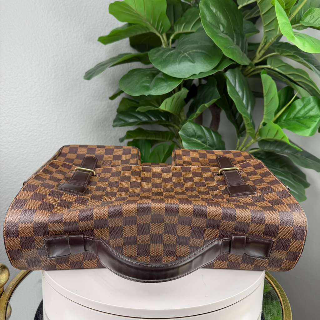 Authentic Louis Vuitton Damier Ebene Broadway Messenger Bag
