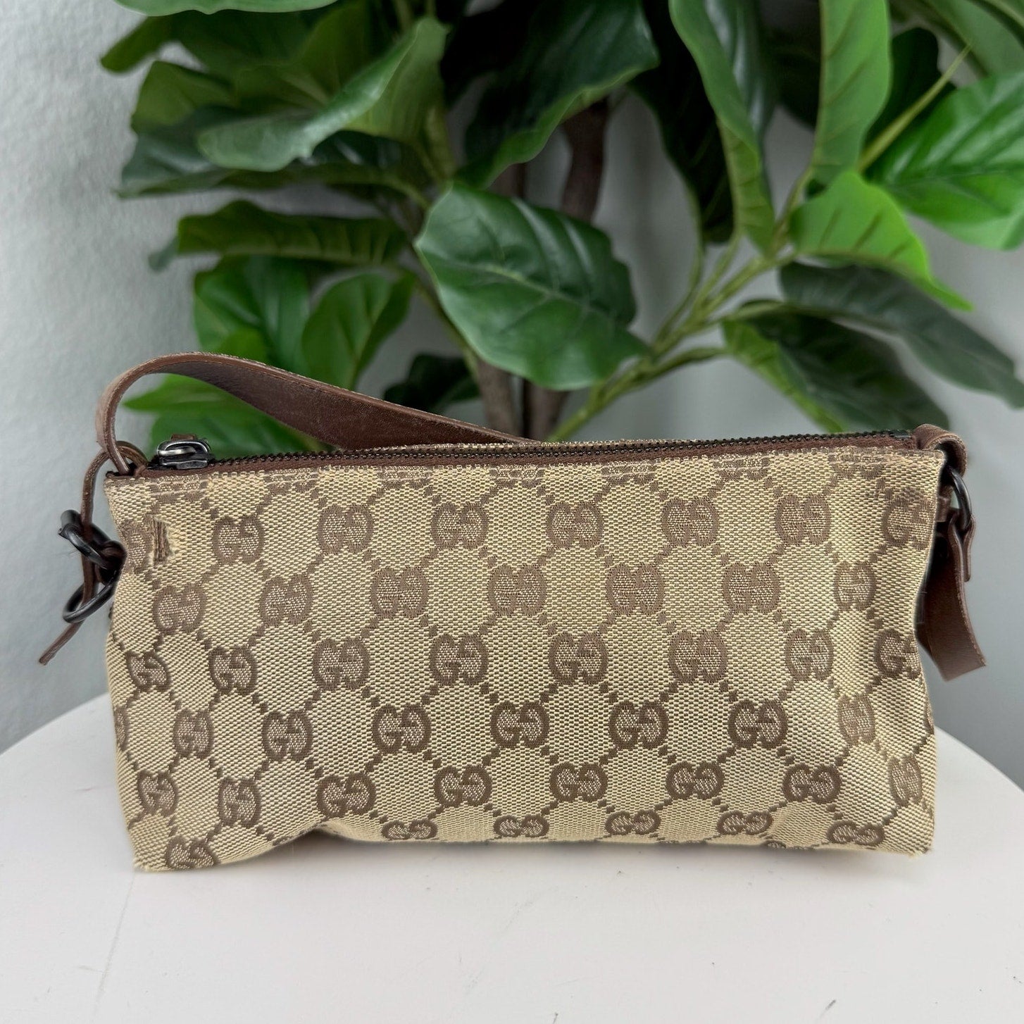 Gucci Pochette Handbag Beige