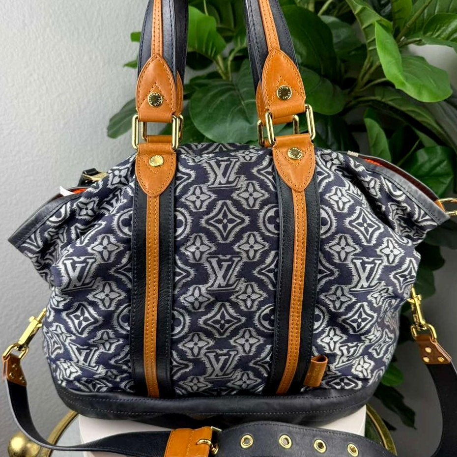 LIMITED EDITION Louis Vuitton Navy Jacquard Monogram Fabric Aviator Bag