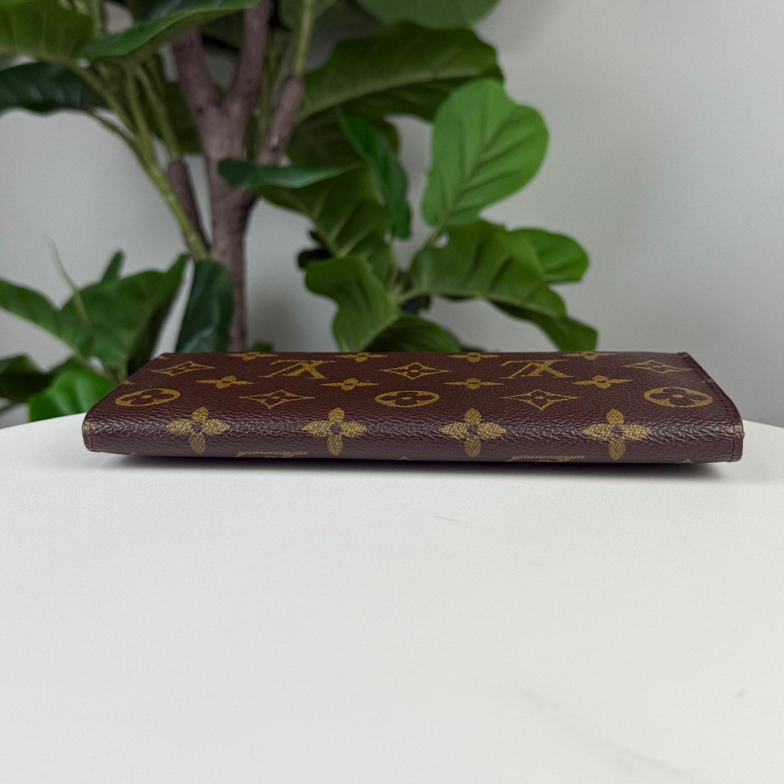 Authentic Louis Vuitton Porte Tresor International Wallet