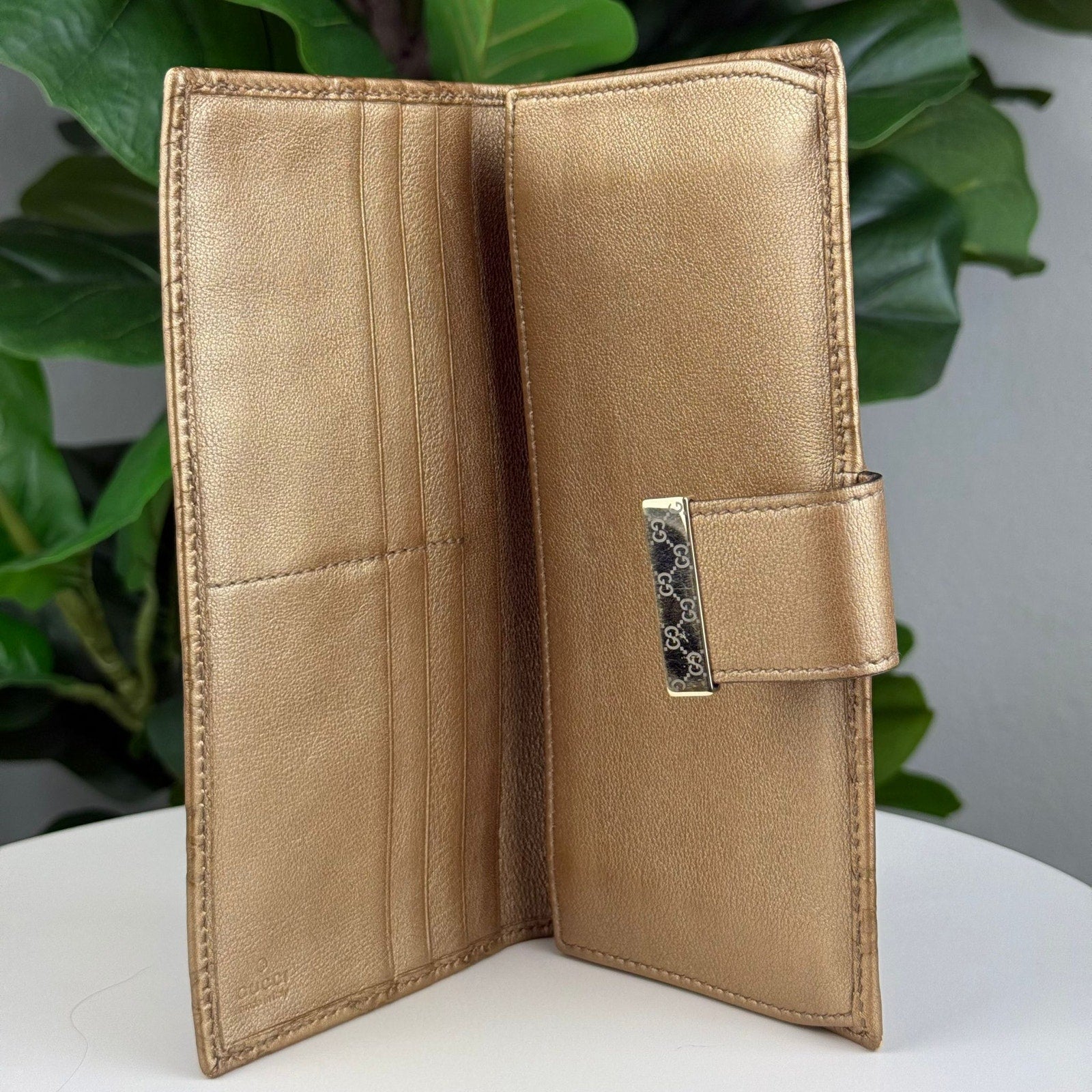 Authentic GUCCI Guccissima Guccissima Leather Gold