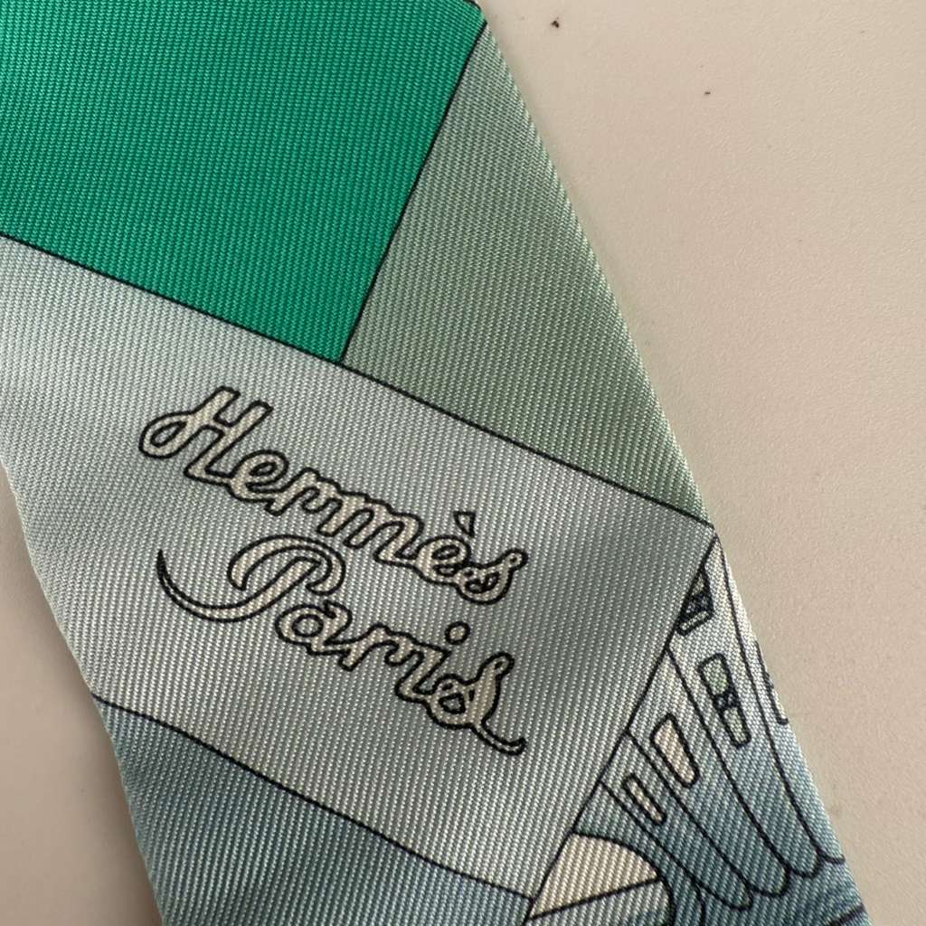 Authentic Hermes Cliquetis Twilly