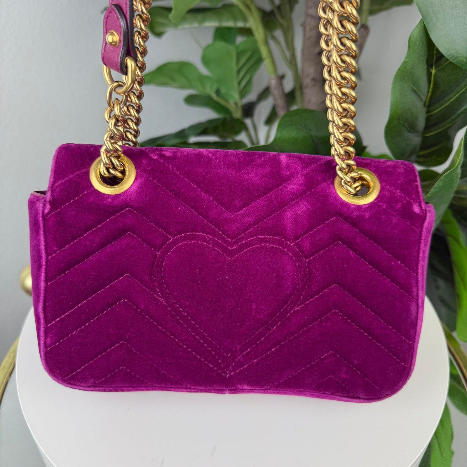 Authentic GUCCI Velvet Matelasse GG Marmont Shoulder Bag Purple