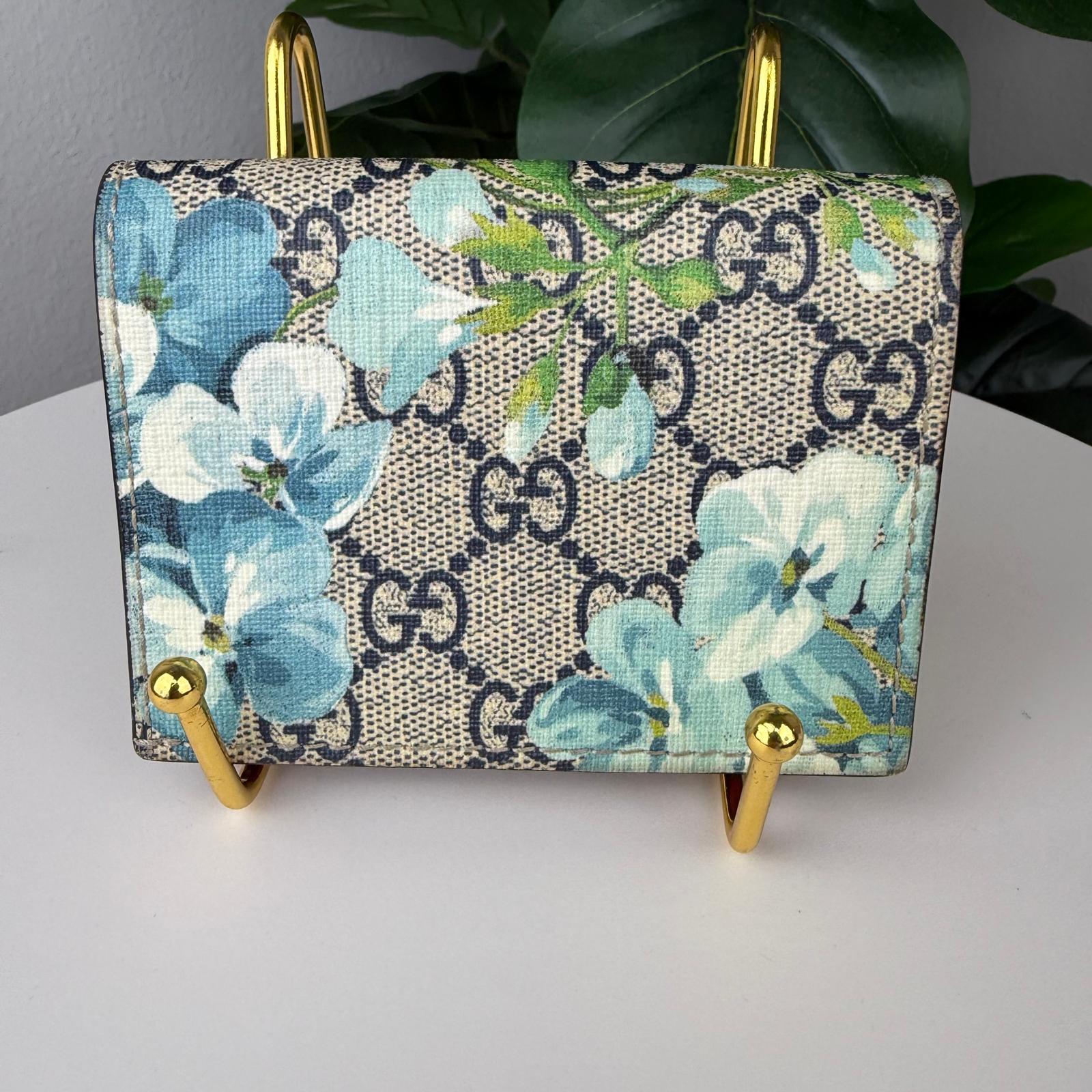 Authentic GUCCI Wallet Leather Blooms Floral Print