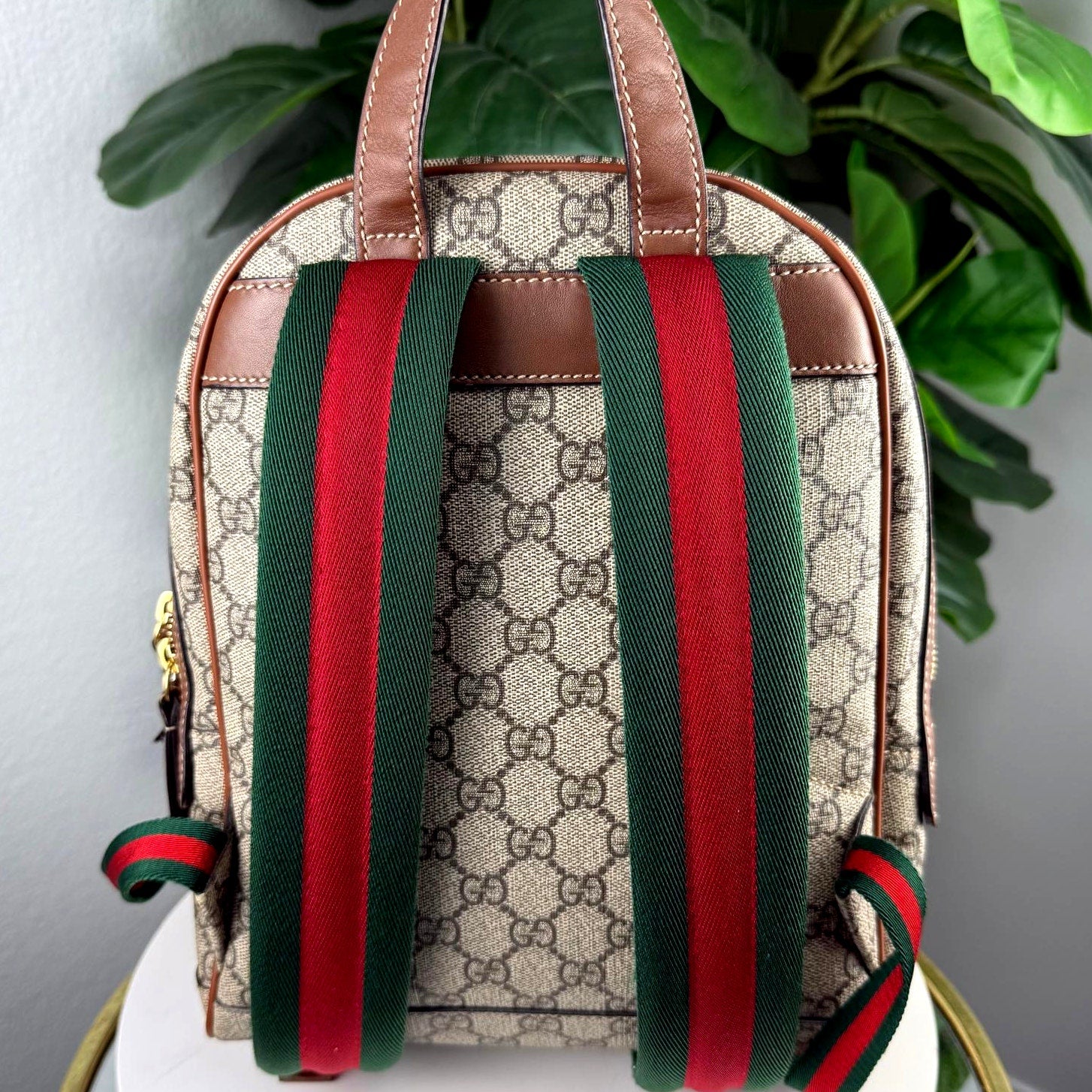 LIMITED EDITION Gucci GG Supreme Canvas Small Embroidered Backpack