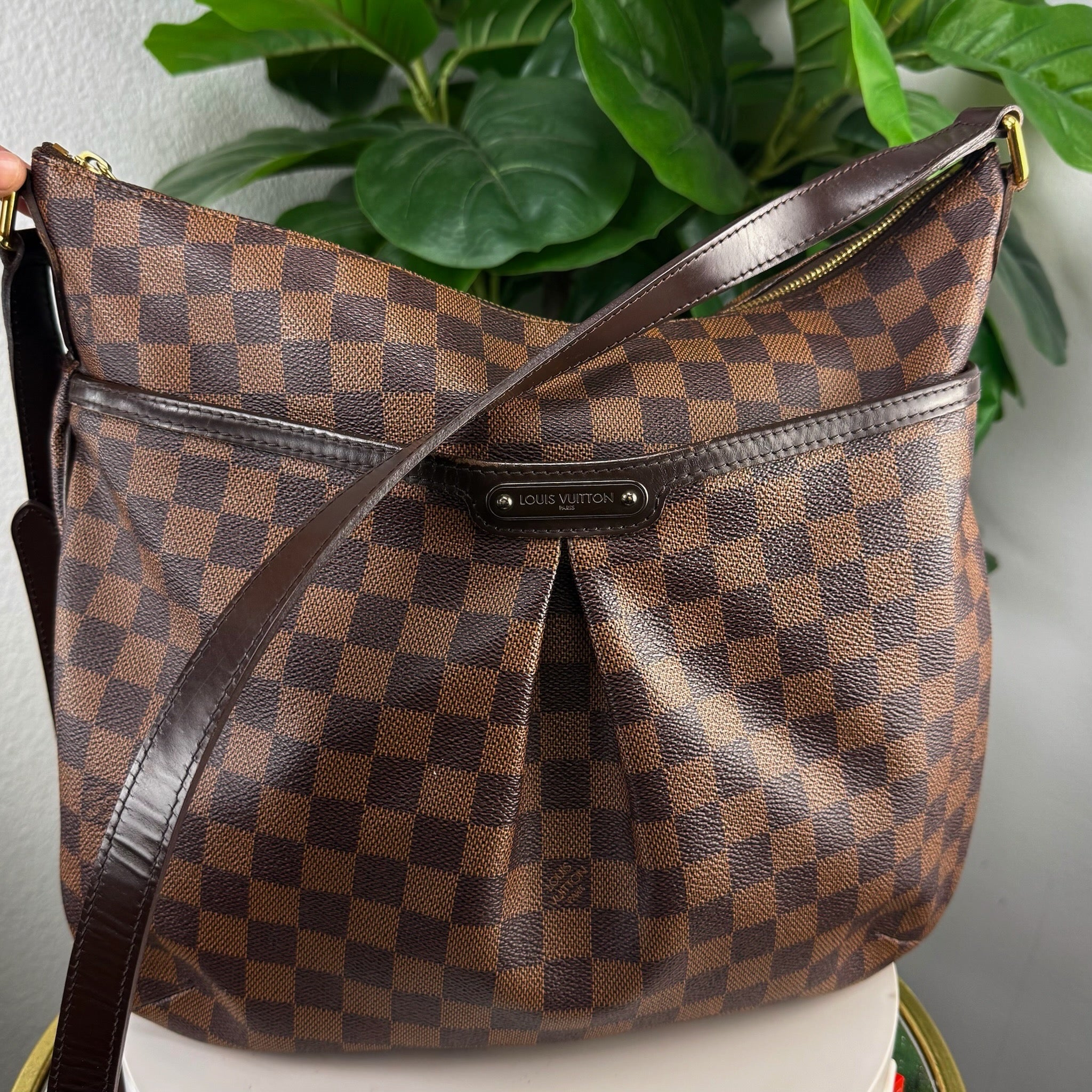 Louis Vuitton Bloomsbury - front
