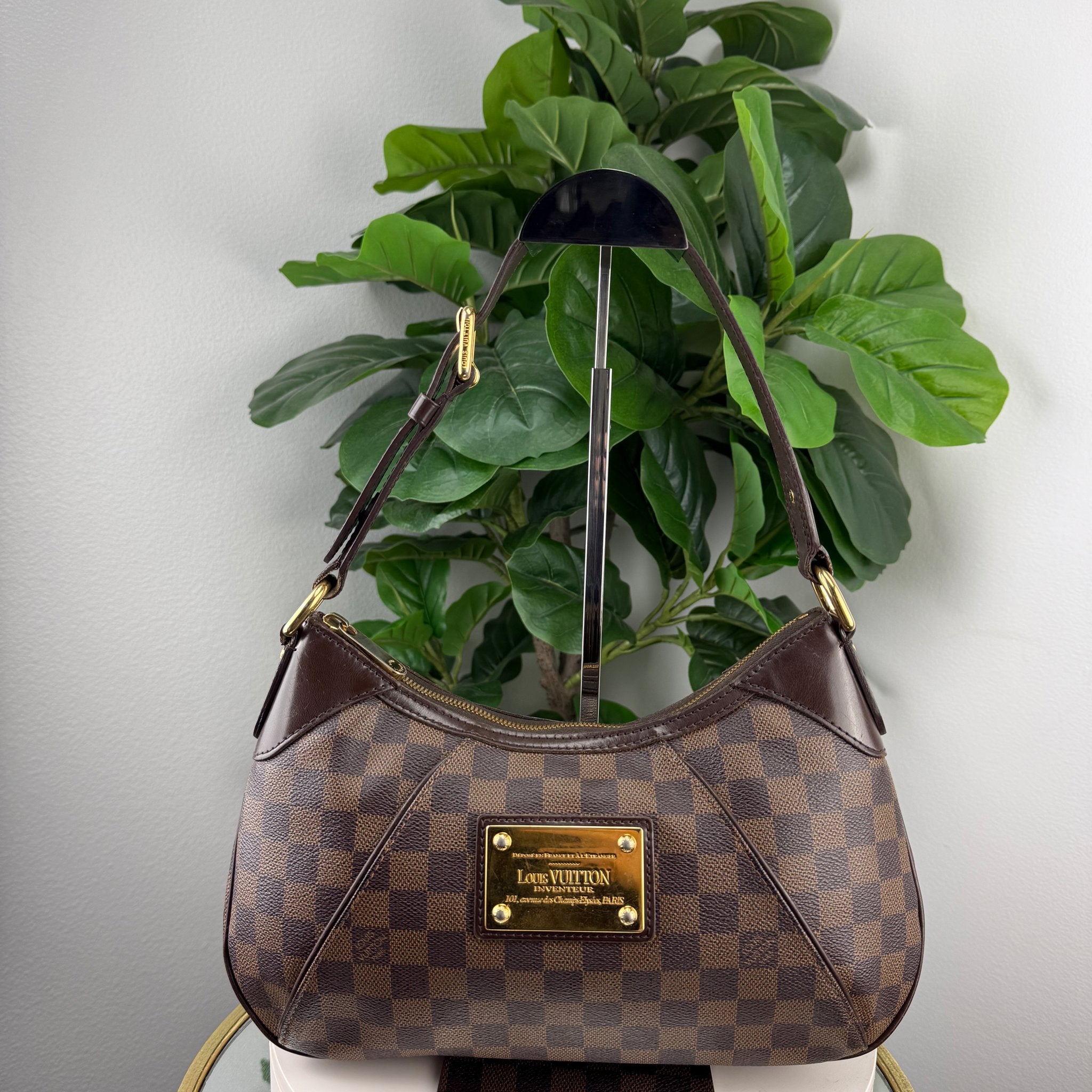 LV Thames PM - front